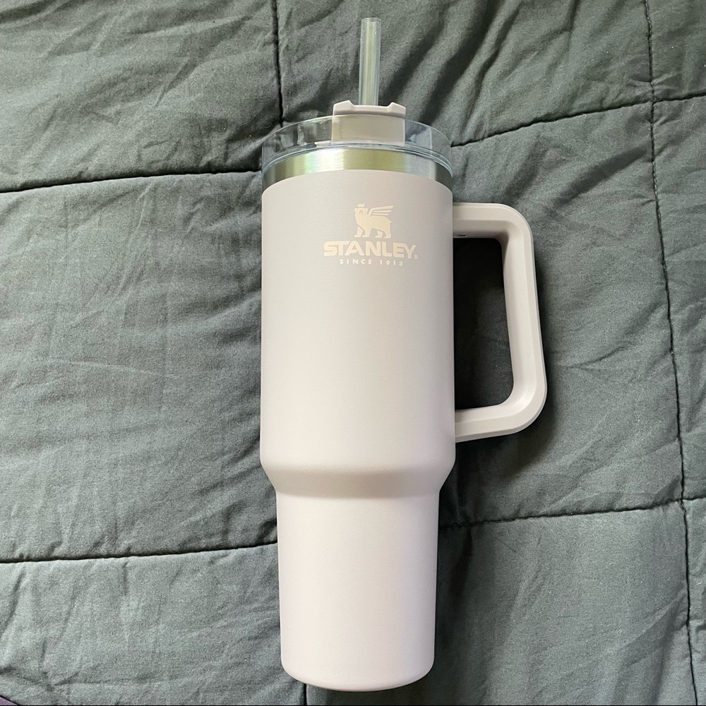 NEW! Stanley Adventure Quencher Travel Tumbler 40oz Abalone Light Purple